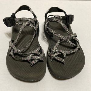 Chaco Women’s Size 8 Double Strap Toe Loop Gray Black Pink Aztec Sport Sandals